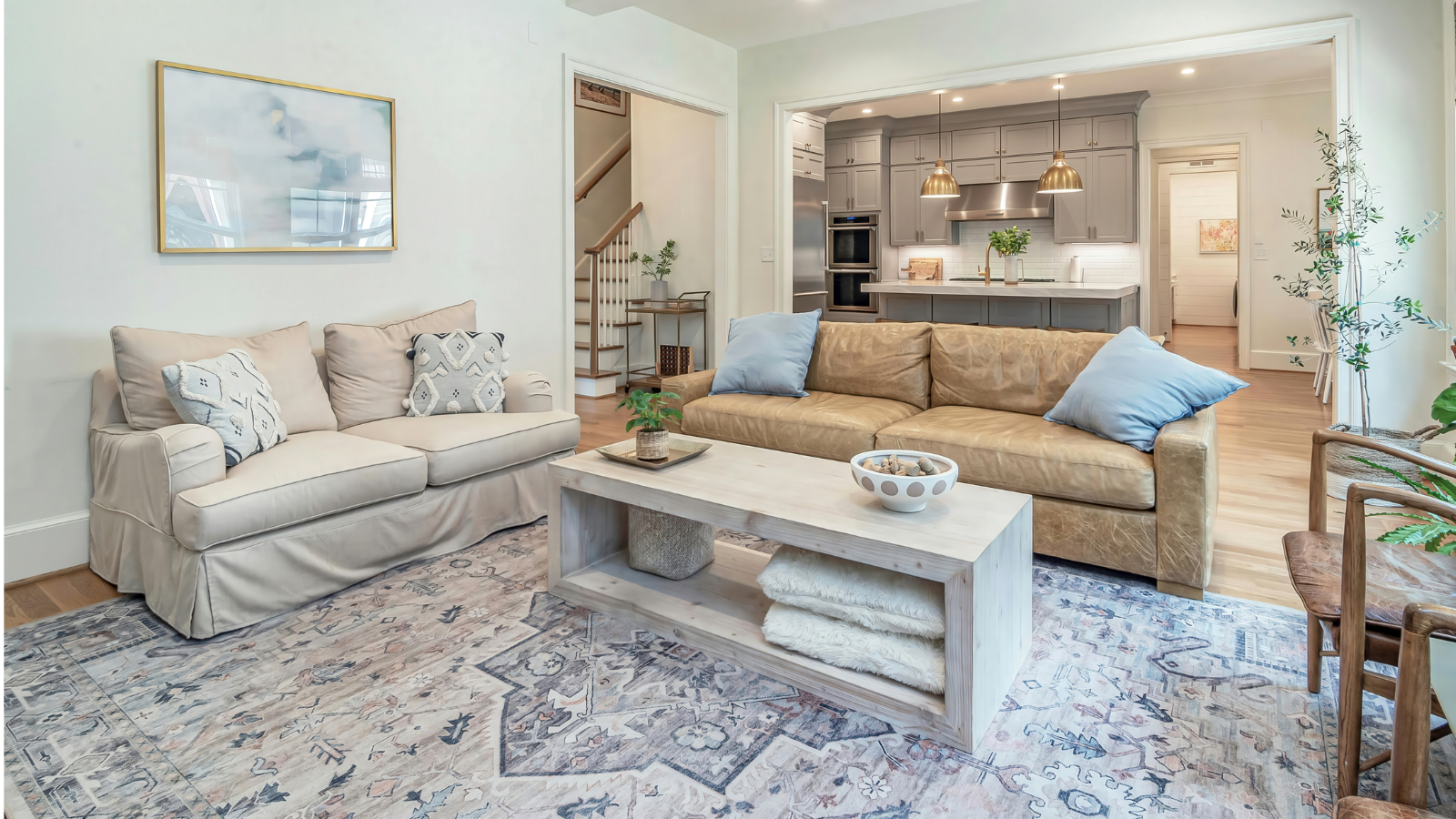 סלון כפרי רומנטי